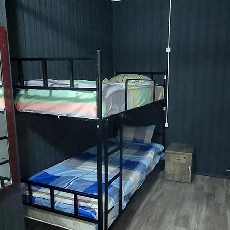 Kiev Hostel Tbilisi Bagian luar foto