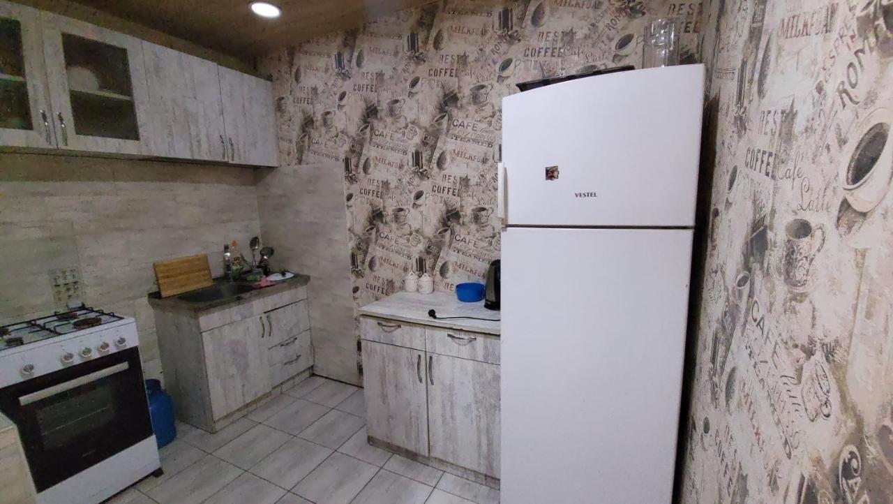 Kiev Hostel Tbilisi Bagian luar foto