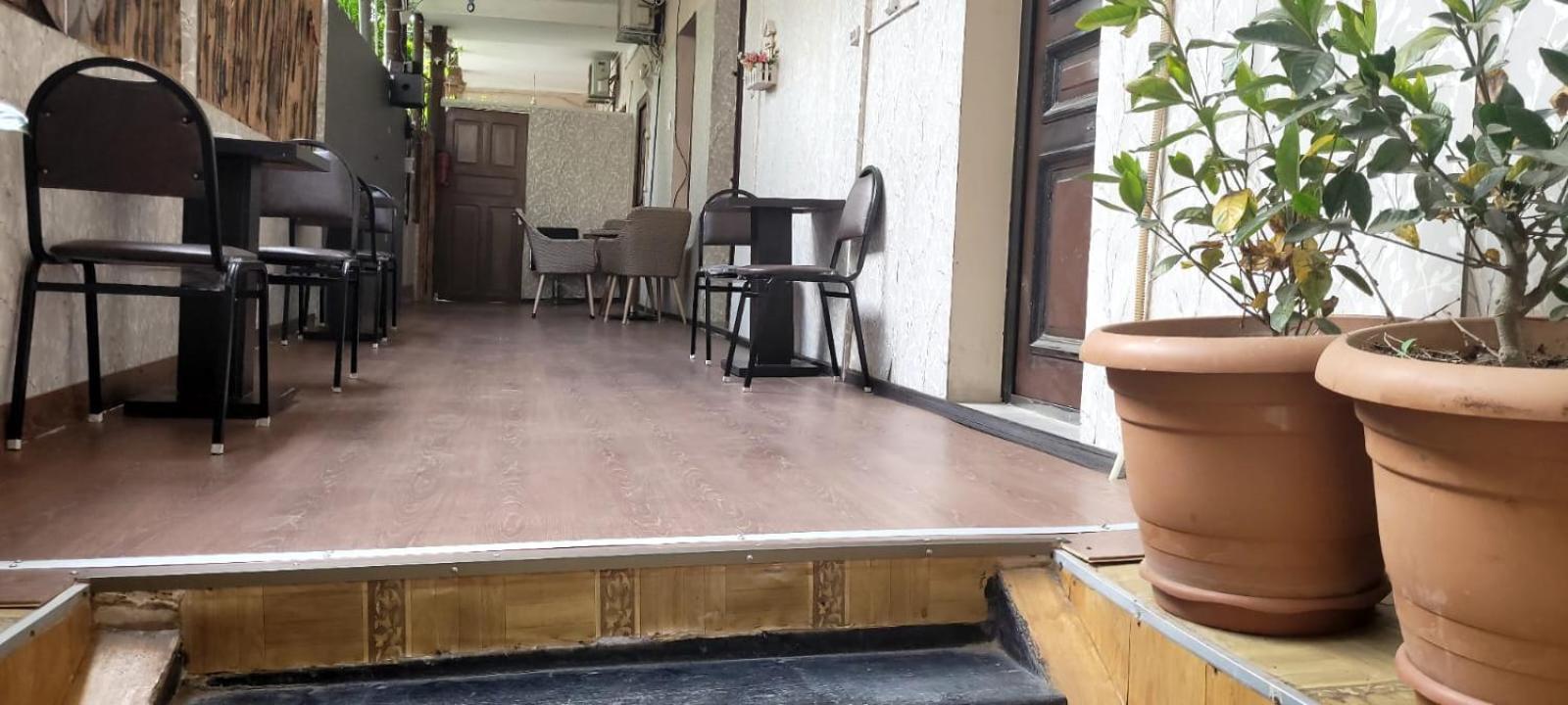 Kiev Hostel Tbilisi Bagian luar foto