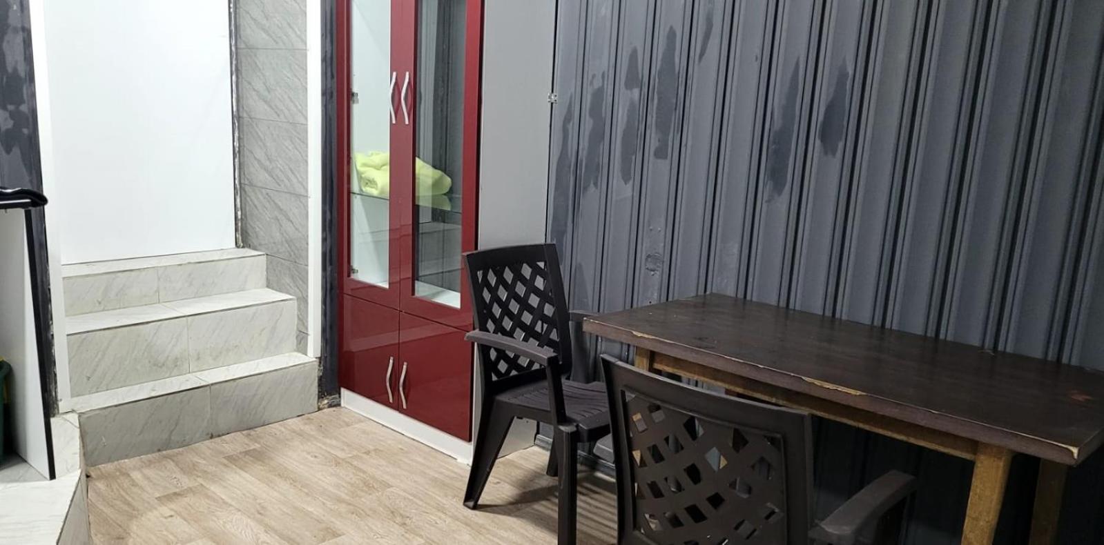 Kiev Hostel Tbilisi Bagian luar foto